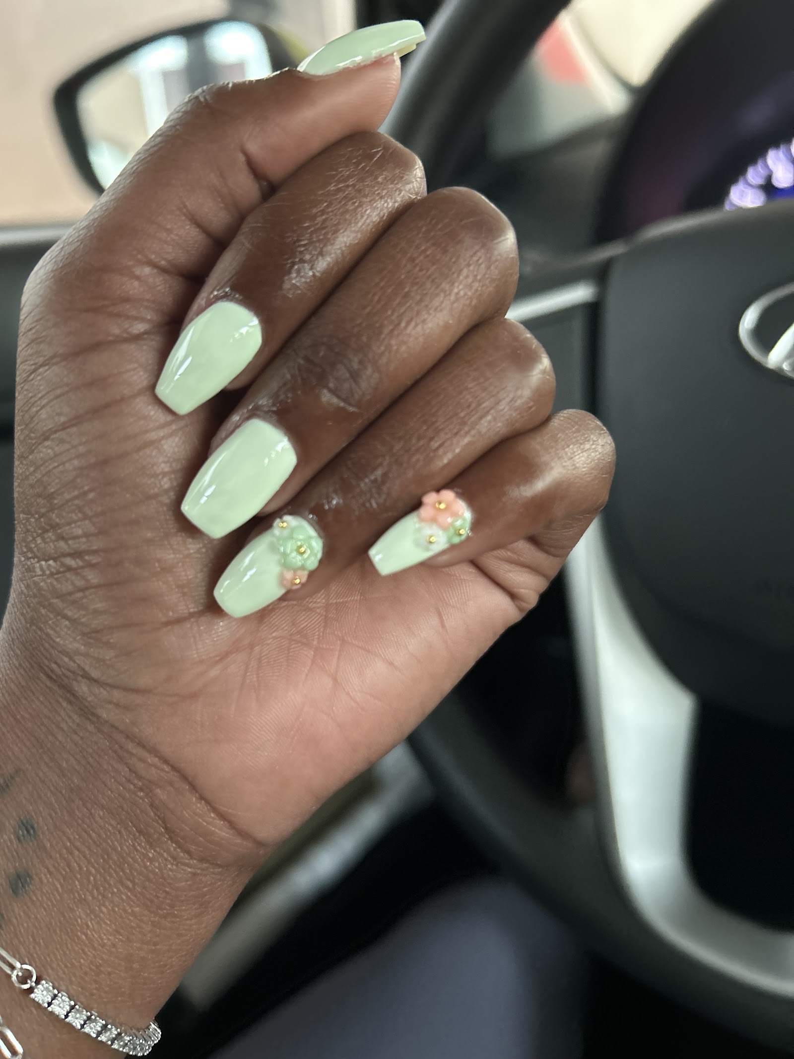 Pretti by Princess nail photo 4